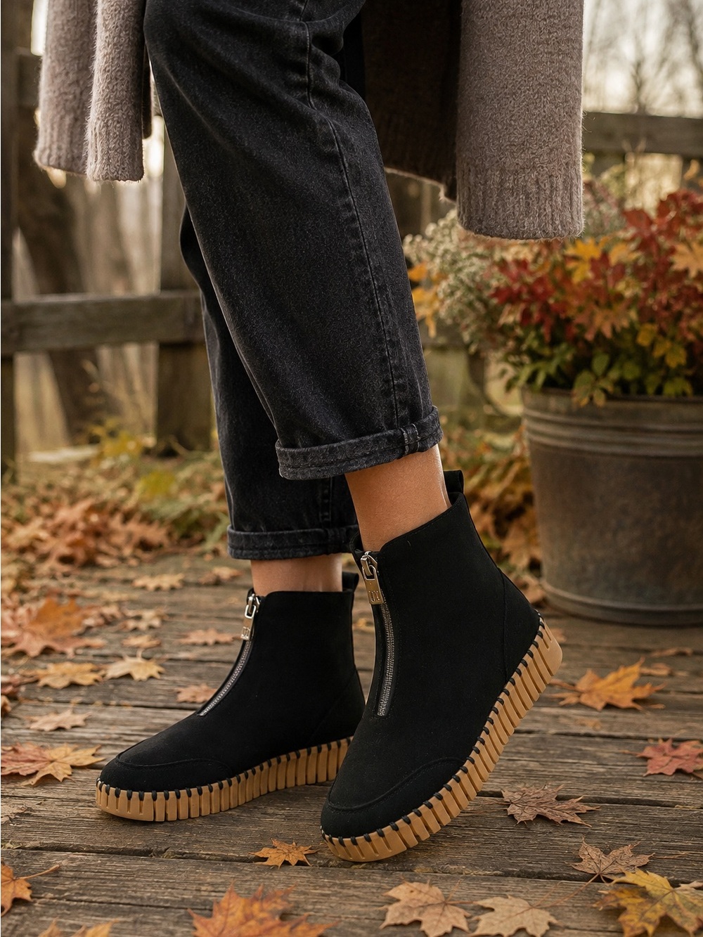 Ilse Jacobsen Hornbæk Tulip Black Front Zip Ankle Boots EU 36 (fits like a 7)